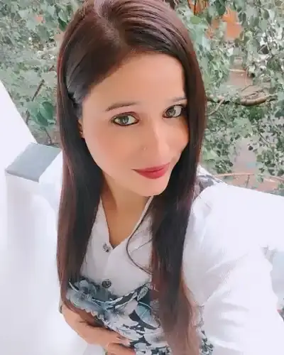 Call Girls in Sadabad